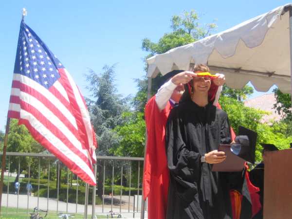 Grad 030.jpg 6/18/2006 5:58:20 PM